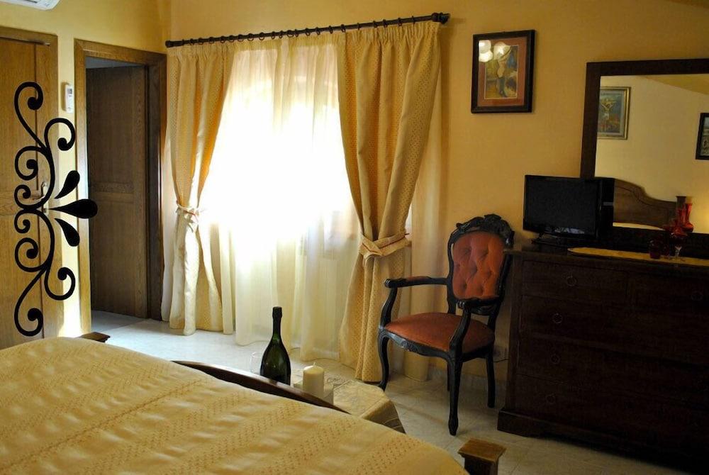 Hotel Villa San Giorgio Poggibonsi Εξωτερικό φωτογραφία